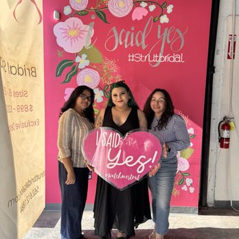 Strut Bridal Salon - Bridal Near Me - Long Beach, California