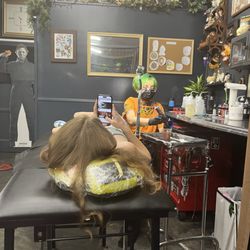 North Hollywood Tattoo Studio - Ely working on Ella's tattoo