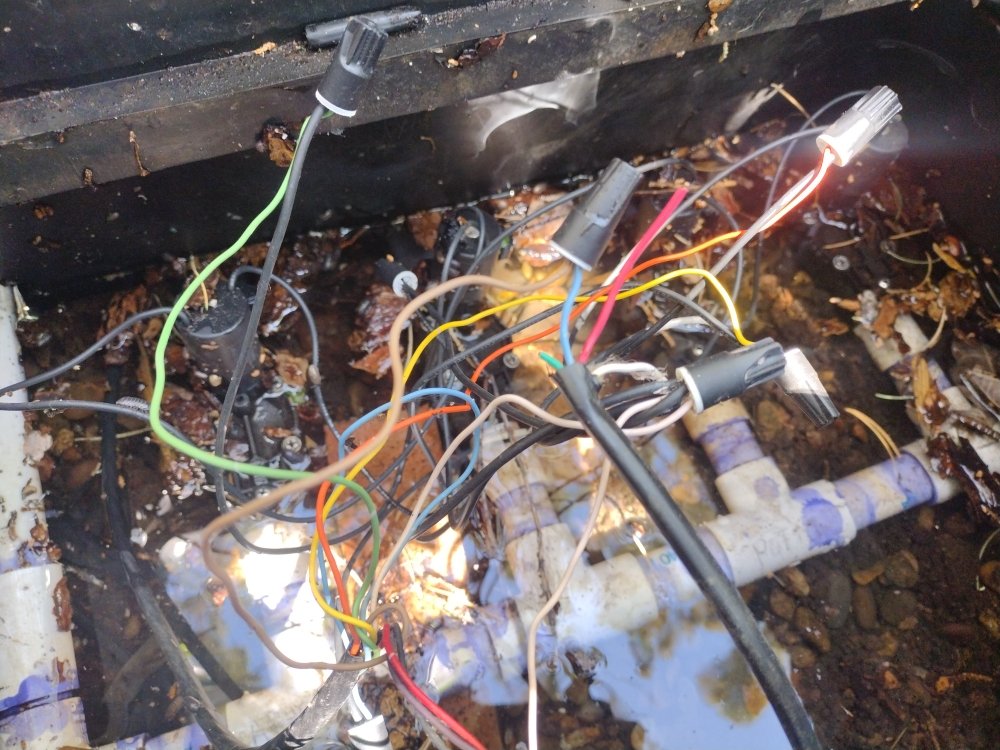 Slide of El Retiro Landscaping