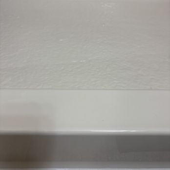 Powers Bath and Remodel - Bright white corner round - General Contractors Near Me - Bend, Oregon