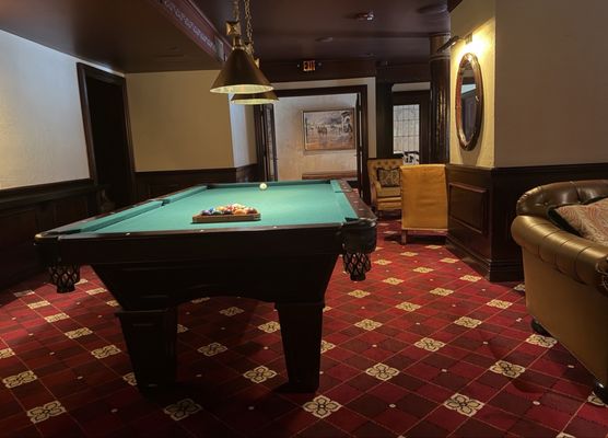 The Victorian by null