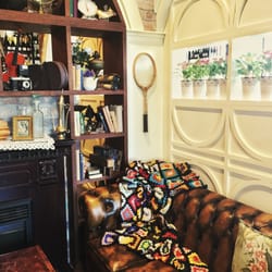 Coco Cubano - Quirky interior and decor at Coco Cubano in Penrith.