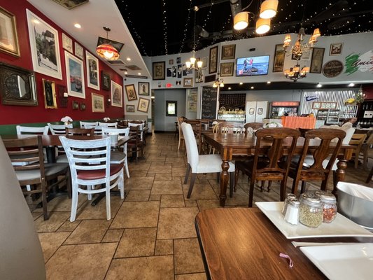 Amici Trattoria Italian by null