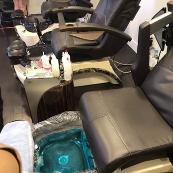 Moon's Nails and Spa - Clean - Nail Salons Near Me - Davis, California Moon's Nails and Spa - Clean - Nail Salons Near Me - Davis, California