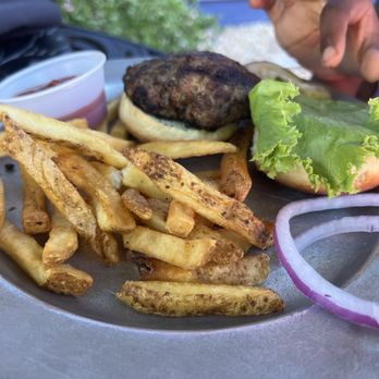 Smoke On the Water - Kids burger - Barbeque Near Me - Greenville, South Carolina Smoke On the Water - Kids burger - Barbeque Near Me - Greenville, South Carolina