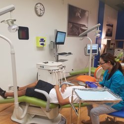 Dr. Park giving a Free Consultation for new patient.
