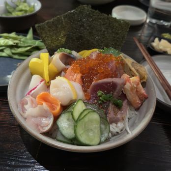 Bamboo Sushi - Chirashi Bowl - Sushi Bars Near Me - San Ramon, California