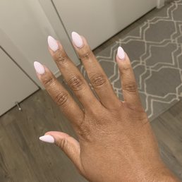 Affordable full set with gel. I love AV Nails SO much!
