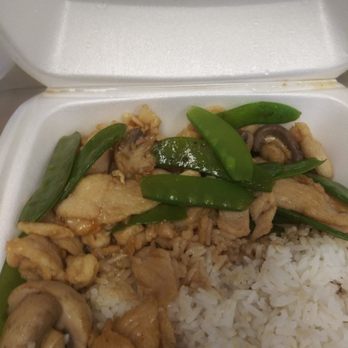 Macau Cafe - Chicken and mushrooms with snap peas over rice. - Chinese Near Me - Sacramento, California