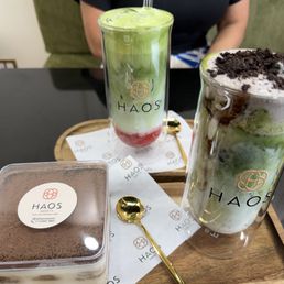 mini tiramisu, fresa matcha latte, cookies and cream matcha latte.