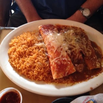 El Paso Mexican Restaurant - Combo Plate - Mexican Near Me - Sevierville, Tennessee El Paso Mexican Restaurant - Combo Plate - Mexican Near Me - Sevierville, Tennessee