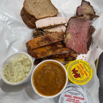 RUDY’S “COUNTRY STORE” AND BAR-B-Q - Updated May 2024 - 725 Photos ...