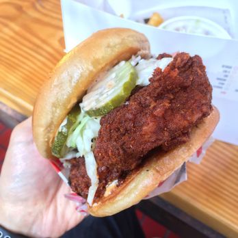 Howlin' Ray's - Hot chicken sandwich - Southern Near Me - Los Angeles, California Howlin' Ray's - Hot chicken sandwich - Southern Near Me - Los Angeles, California