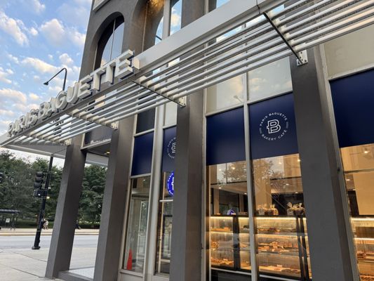 Paris Baguette by null