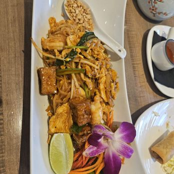 Bamboo Penny's - Pad Thai - Thai Near Me - Leawood, Kansas Bamboo Penny's - Pad Thai - Thai Near Me - Leawood, Kansas
