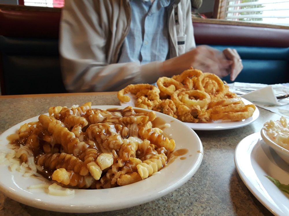 GOVERNOR’S RESTAURANT & BAKERY 59 Photos & 93 Reviews 253 High St