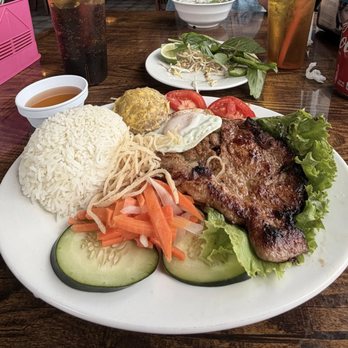 Viet Kitchen - Combo platter - Vietnamese Near Me - Bluffton, South Carolina