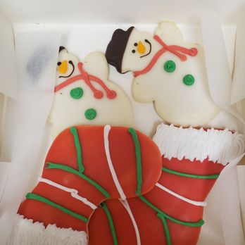 Torrance Bakery - Snowman and stocking sugar cookies - Bakeries Near Me - Gardena, California Torrance Bakery - Snowman and stocking sugar cookies - Bakeries Near Me - Gardena, California