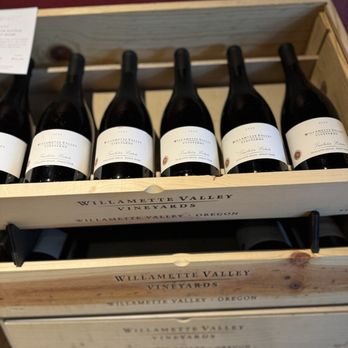 Willamette Valley Vineyards - Wine for purchase - Wineries Near Me - Turner, Oregon Willamette Valley Vineyards - Wine for purchase - Wineries Near Me - Turner, Oregon