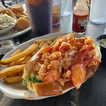 Quito's - Lobster Roll- warm - Seafood Near Me - Bristol, Rhode Island