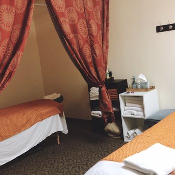 Dee Thai Feet - couple room - Massage Therapy Near Me - Plano, Texas Dee Thai Feet - couple room - Massage Therapy Near Me - Plano, Texas