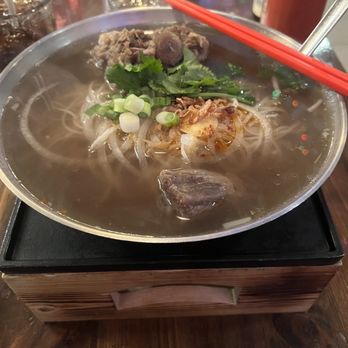It's Pho - Oxtail Pho on hot pot - Vietnamese Near Me - Los Angeles, California