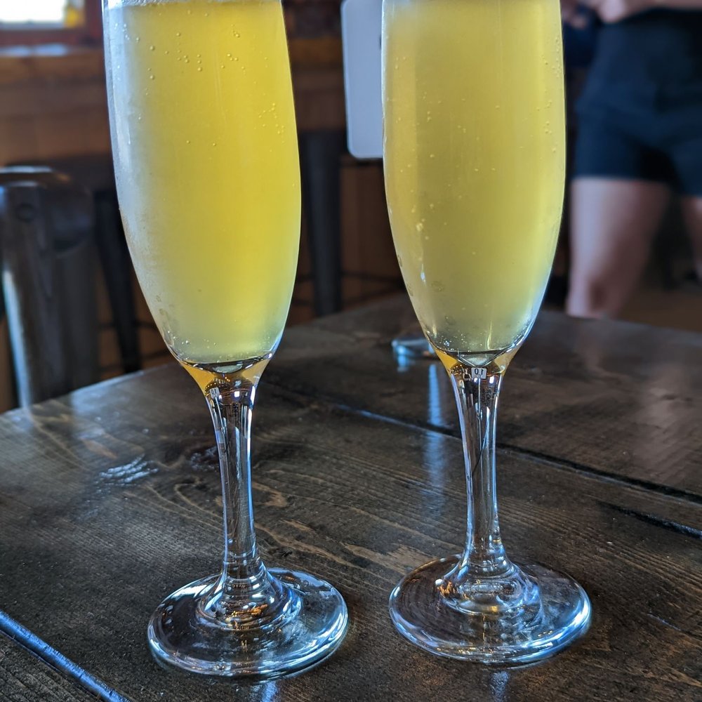 Navarino Orchard - Apple Cider Mimosas - Fruits & Veggies Near Me - Syracuse, New York