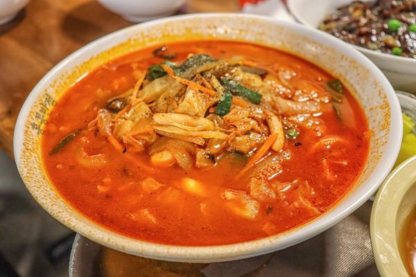 Paik’s Noodle by null