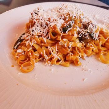Pasta Divina - Italian Near Me - Brussels, BRU