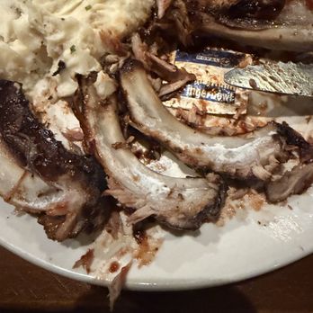 Outback Steakhouse - Wet nap at the bottom of my ribs...doesn't reflect highly on the kitchen. - Steakhouses Near Me - Bothell, Washington