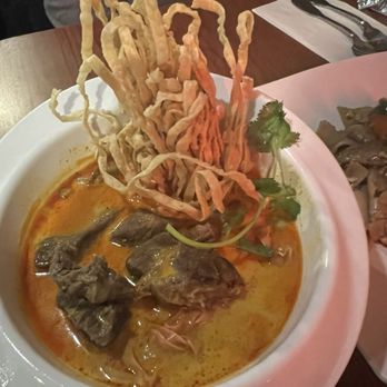 Sukhothai - Khao Soi - Thai Near Me - Toronto, Ontario