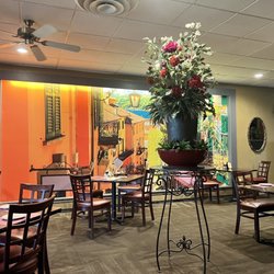 Ripa's Restaurant - The ambience little Italy