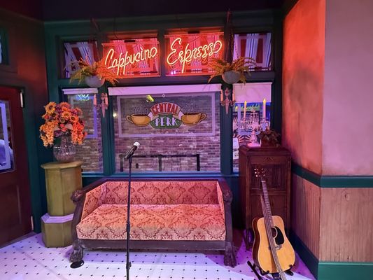 The FRIENDS™ Experience: The One in Vegas by null