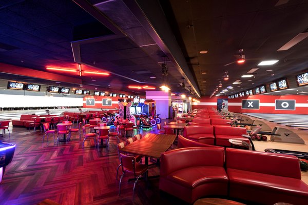 Bowlero Commack by null