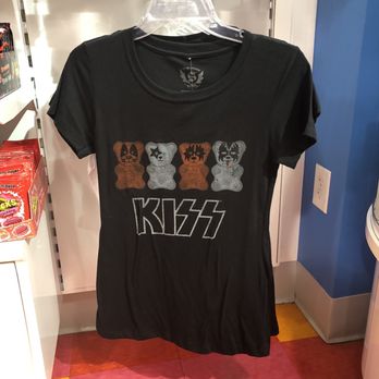 IT'SUGAR - Kiss t-shirts. - Candy Stores Near Me - Gaithersburg, Maryland