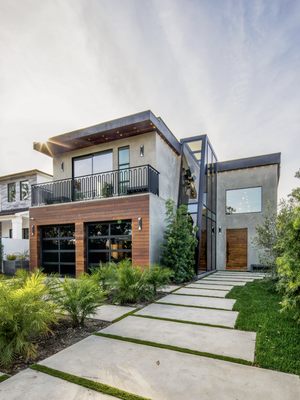 Home Build 1 - An Integrated Team Of Experts Dedicated To Exceeding Our Client's Expectations