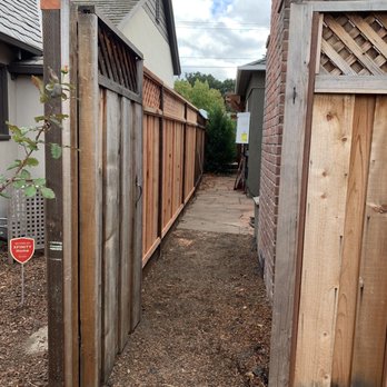 Joses Fencing & Decking - Extended side fence and move gate to front of house - Fences & Gates Near Me Joses Fencing & Decking - Extended side fence and move gate to front of house - Fences & Gates Near Me