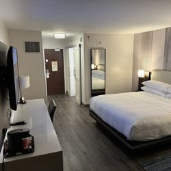 Marriott Kansas City Overland Park - Overview