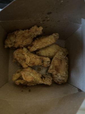 D&N Hot Wings by null