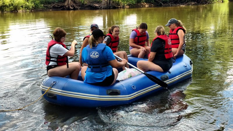 J & J's River Run Logo