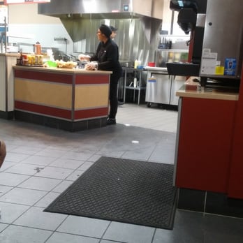 Wayback Burgers - Prepping food in the same gloves was just on the phone with yelling at a customer - Burgers Near Me - Irving, Texas Wayback Burgers - Prepping food in the same gloves was just on the phone with yelling at a customer - Burgers Near Me - Irving, Texas