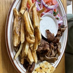 Kidron Town & Country Store Restaurant - Gyro plate