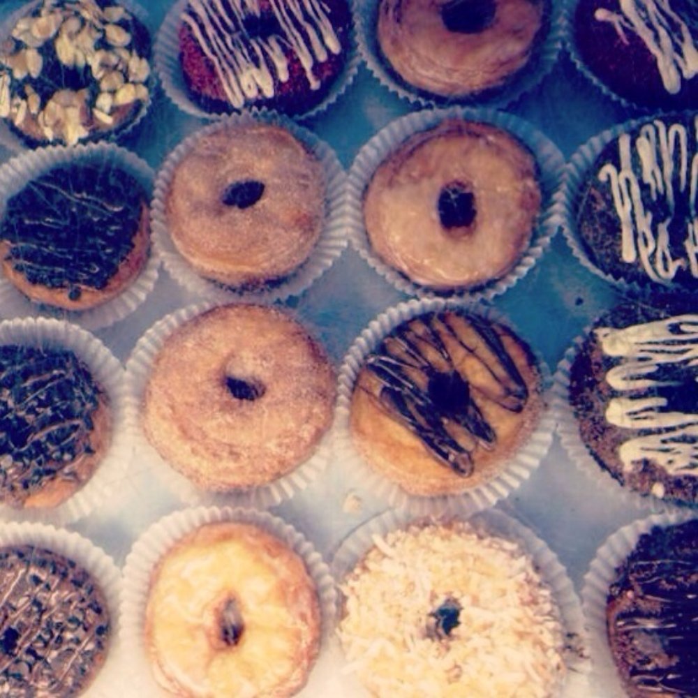Bakers Donuts - Cronuts!! - Donuts Near Me - Sacramento, California