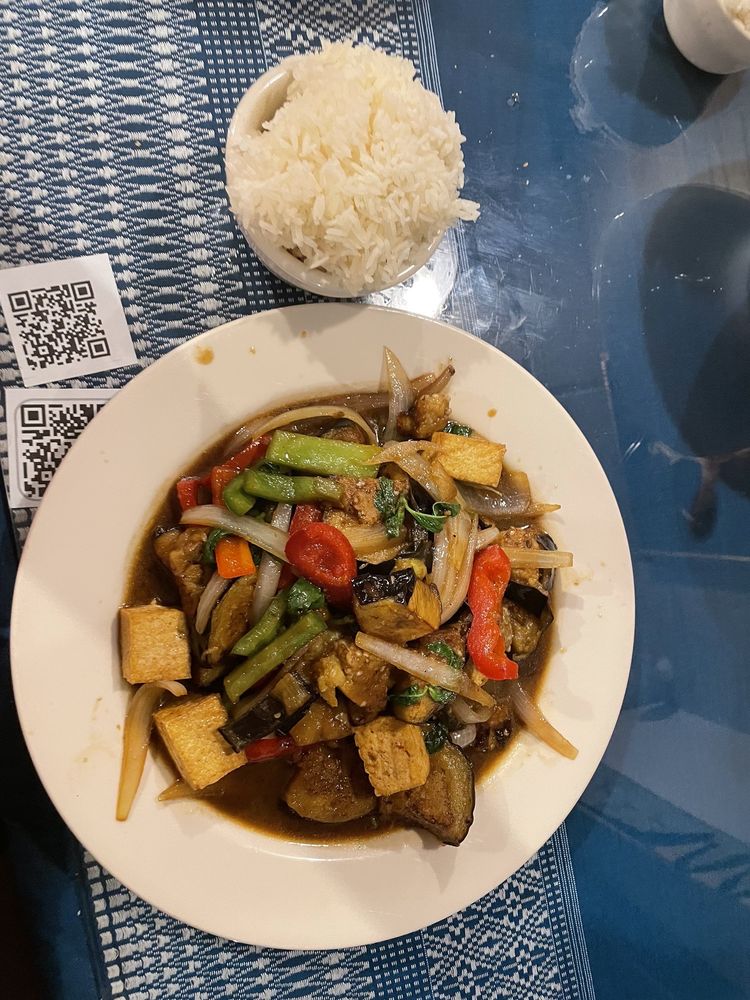 Food from Aroy Thai Garden