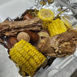 Dat Bayou Spot Cafe - 3pcs Spicy corn Sausage & Potatoes