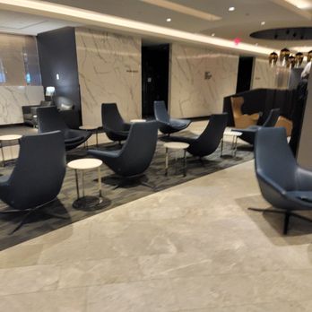 United Polaris Lounge - Seating - Airport Lounges Near Me United Polaris Lounge - Seating - Airport Lounges Near Me
