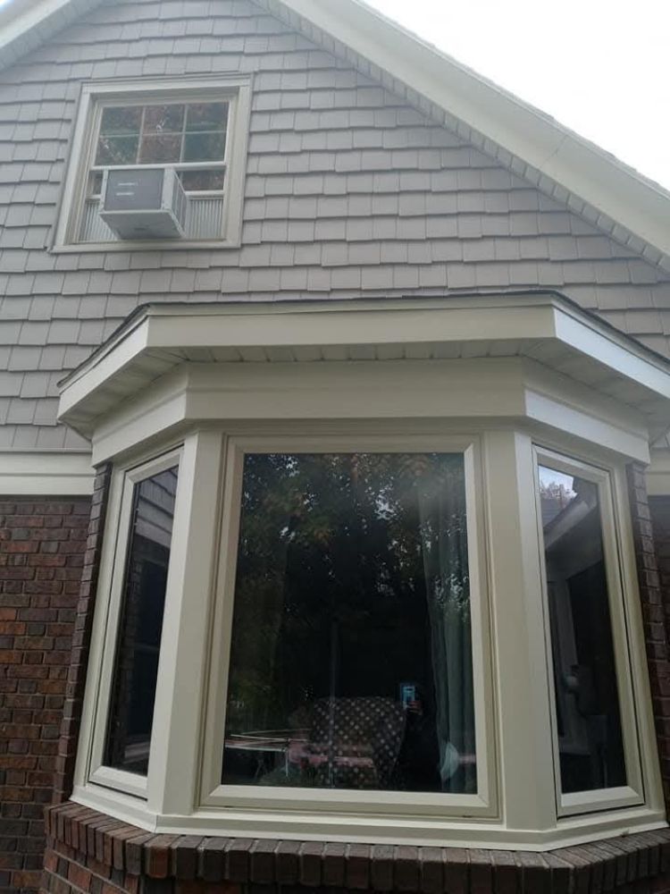 Slide of H I C Handyman Service