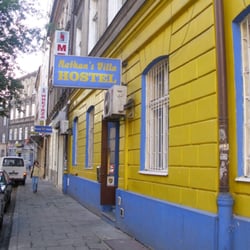Nathan's Villa Hostel