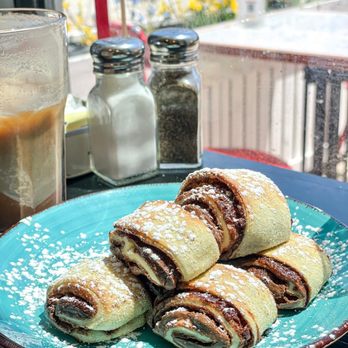 Cafe Landwer - Nutella Rosalach - Breakfast & Brunch Near Me - Boston, Massachusetts