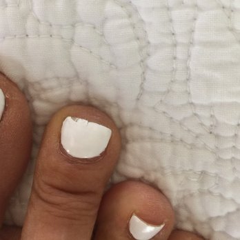 Nail Lounge - Chipped regular pedicure - day 2 - Nail Salons Near Me - South Pasadena, California